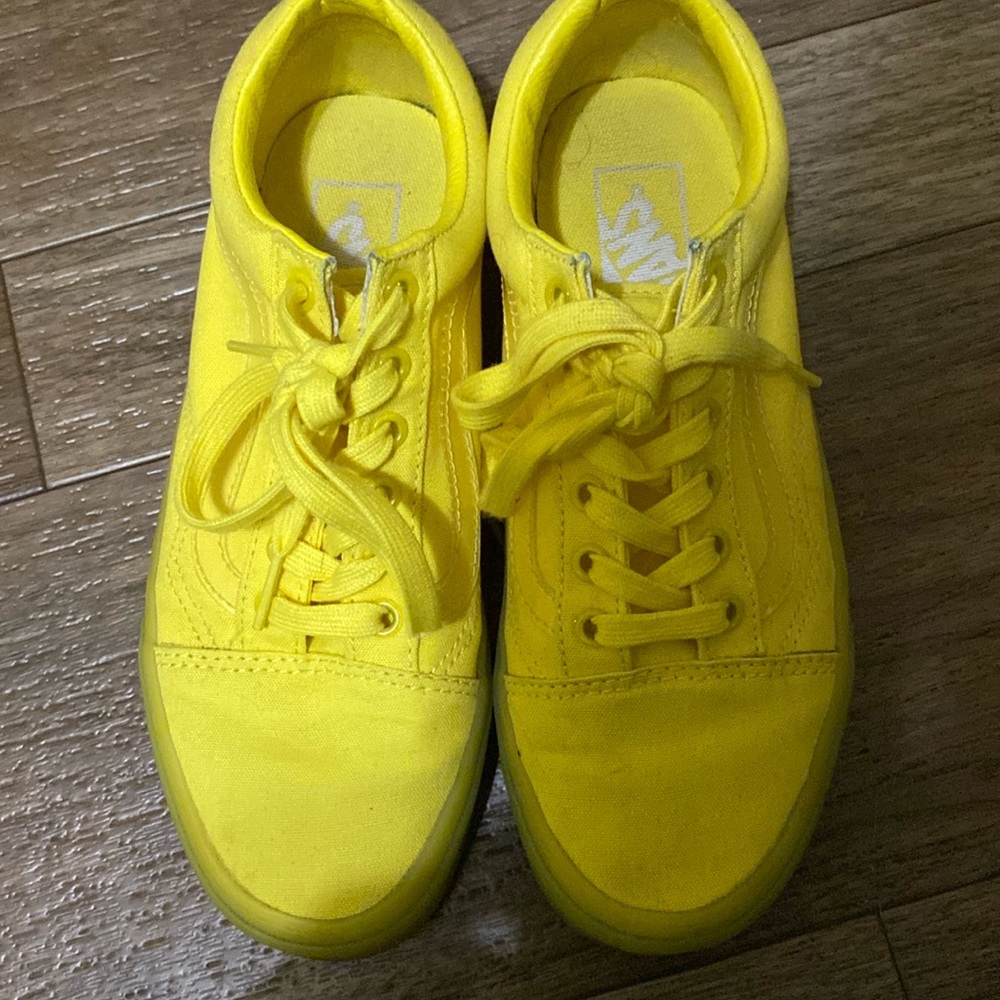 Off the wall vans